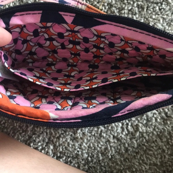 vera bradley wristlet - Picture 6 of 8